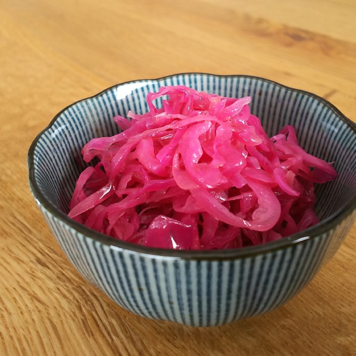 お弁当のおかず☆紫キャベツのサラダ